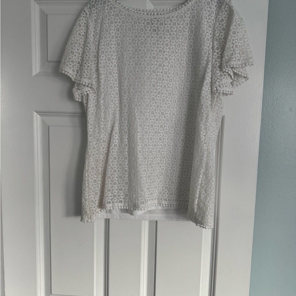 Elegant White Lace Women's Top